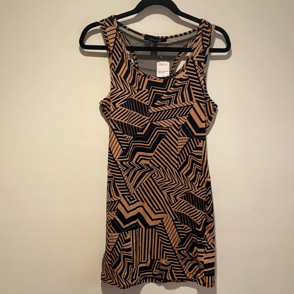 BNWT Forever 21 Camel/Black Bodycon Dress
